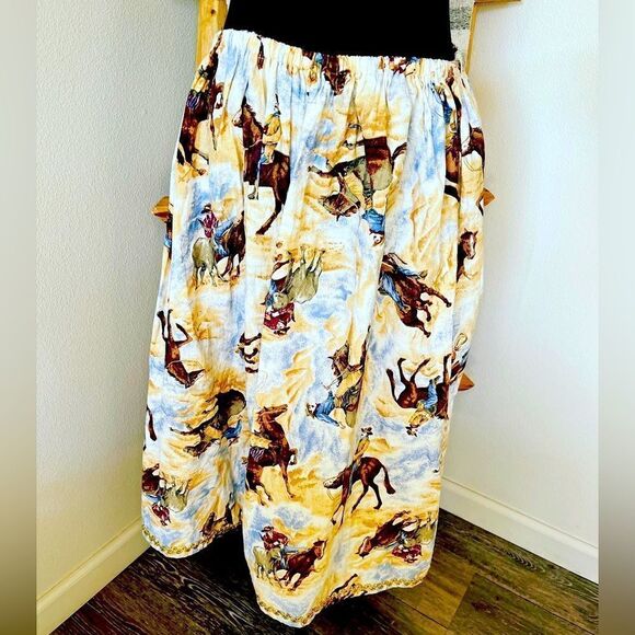 Western Novelty Print Skirt with Elastic Waist - Picture 1 of 3